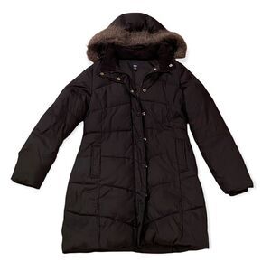 EUC GAP hooded winter jacket in black